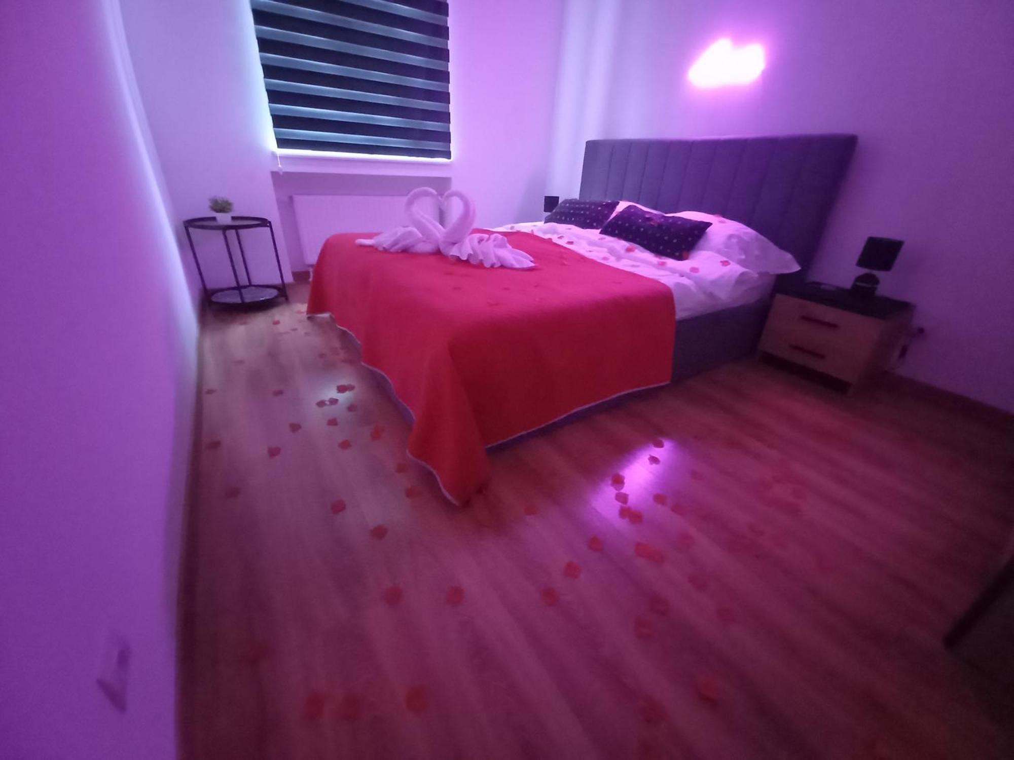 Apartament Love On 5 - Milosc Na 5 Legnica Buitenkant foto